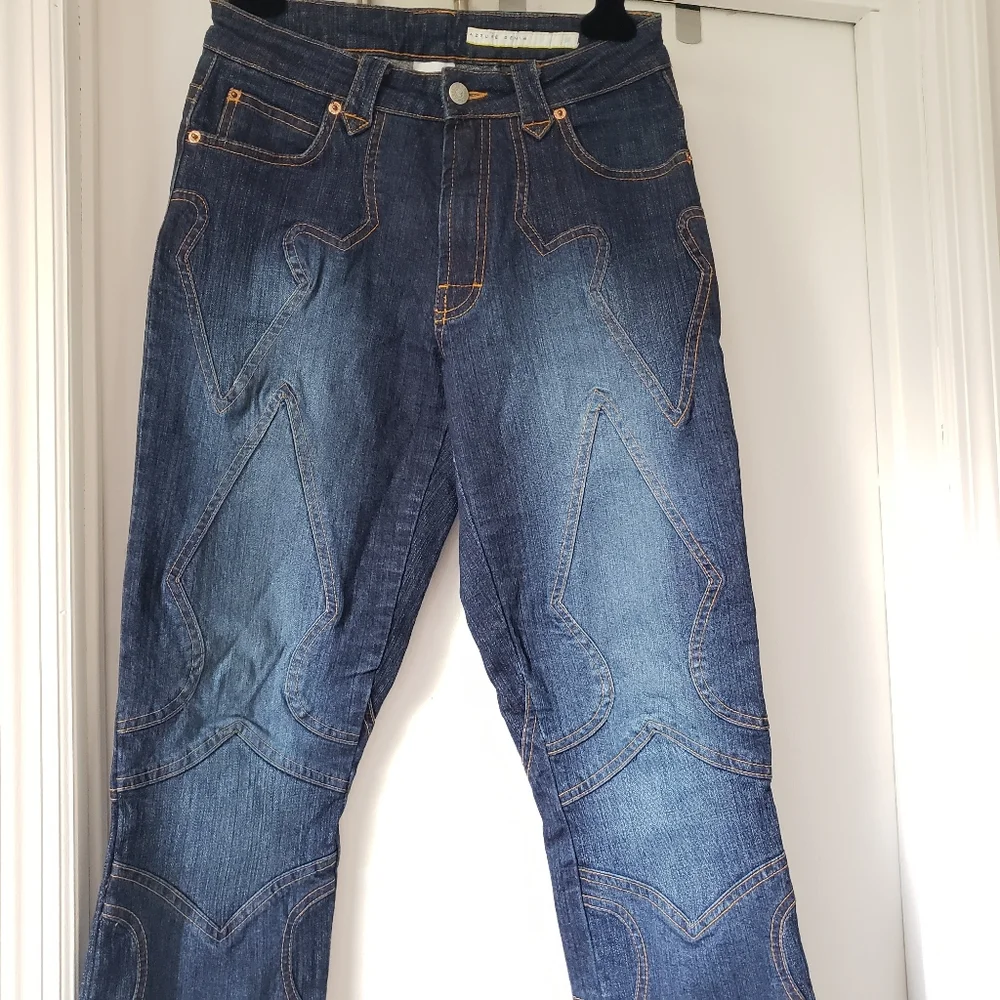 Azzure blue jeans with gold contrast stitch design - Picture 9 of 16